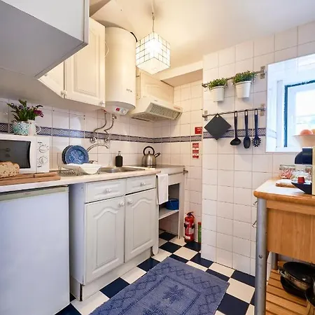 Διαμέρισμα Castle View At Heart By Timecooler