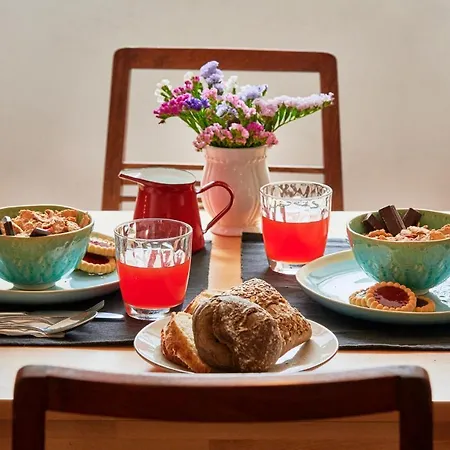 Castle View At Heart By Timecooler 리스본