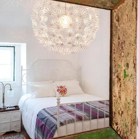 Castle View At Heart By Timecooler 리스본